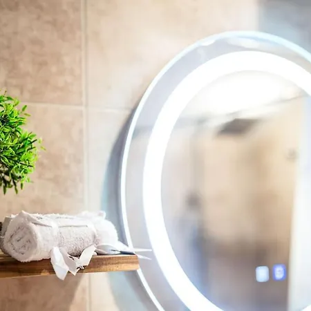 Private Cozy At Alpin + Complex Apartment